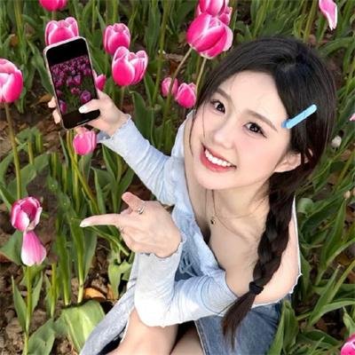 聪明的金发美女
